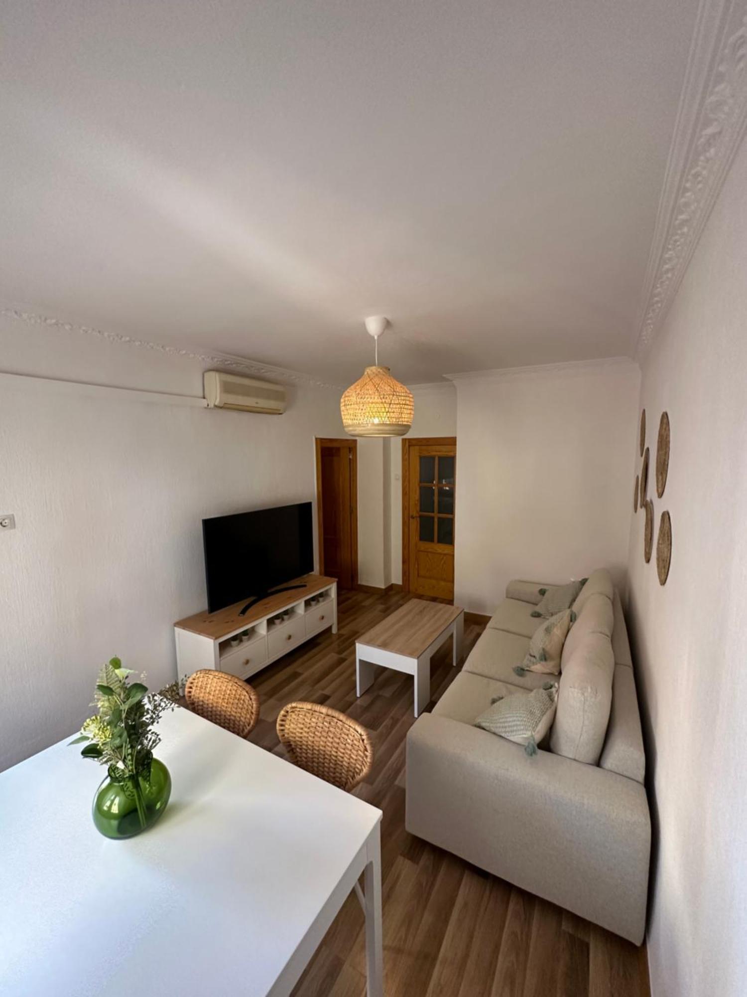 Acogedor Apartamento En Almería Exterior photo